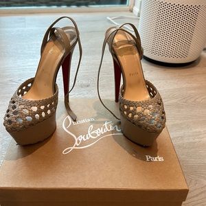 Original box and dust bag, sexy Christian louboutin